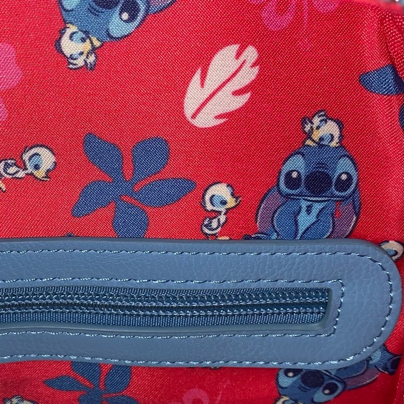 Her Universe Disney Lilo & Stitch Duckling Plush Mini Backpack & Wallet-New - Picture 13 of 16